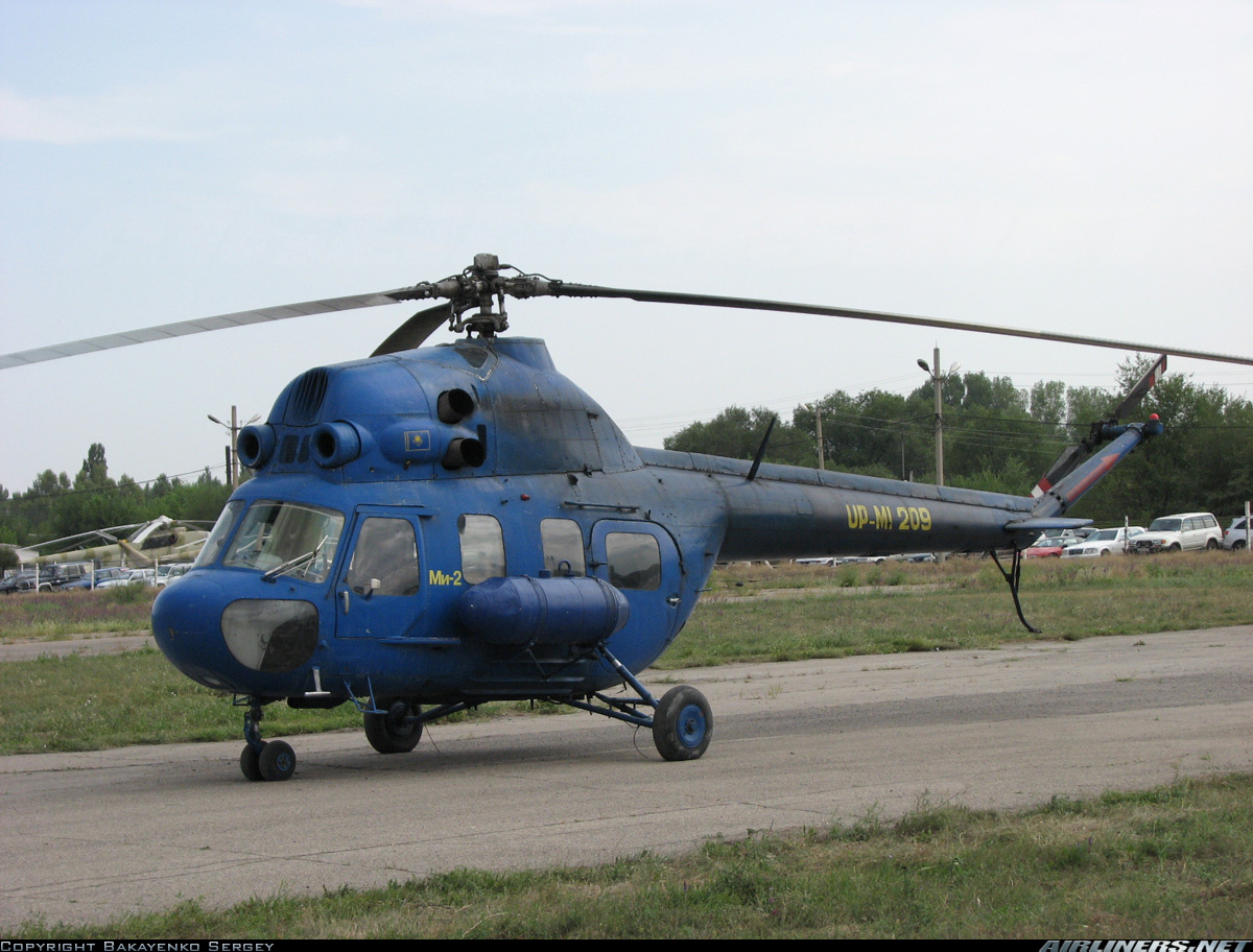 PZL Mi-2   UP-MI209