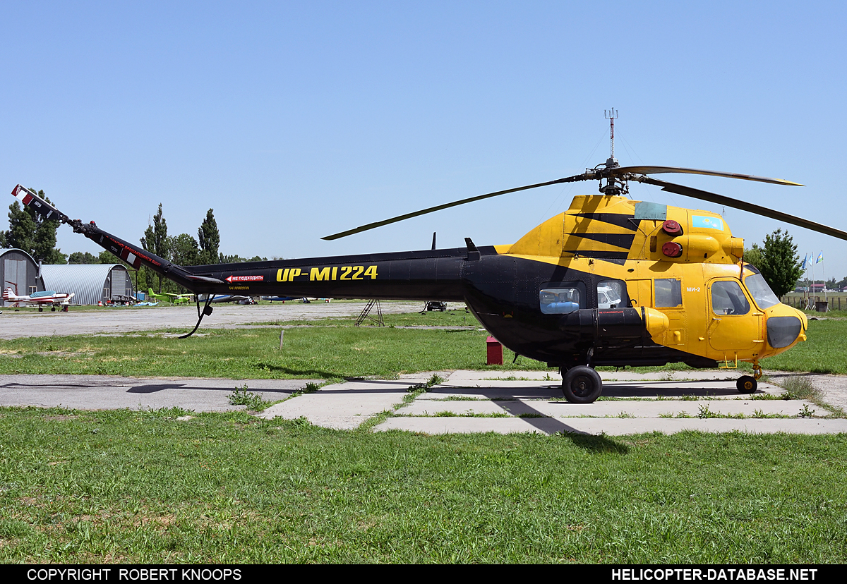 PZL Mi-2   UP-MI224