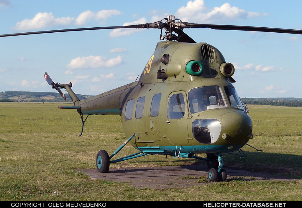 PZL Mi-2   99 yellow