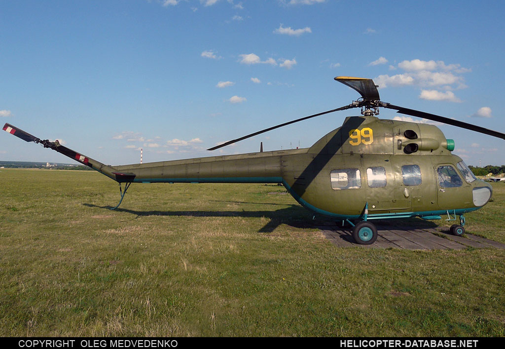 PZL Mi-2   99 yellow