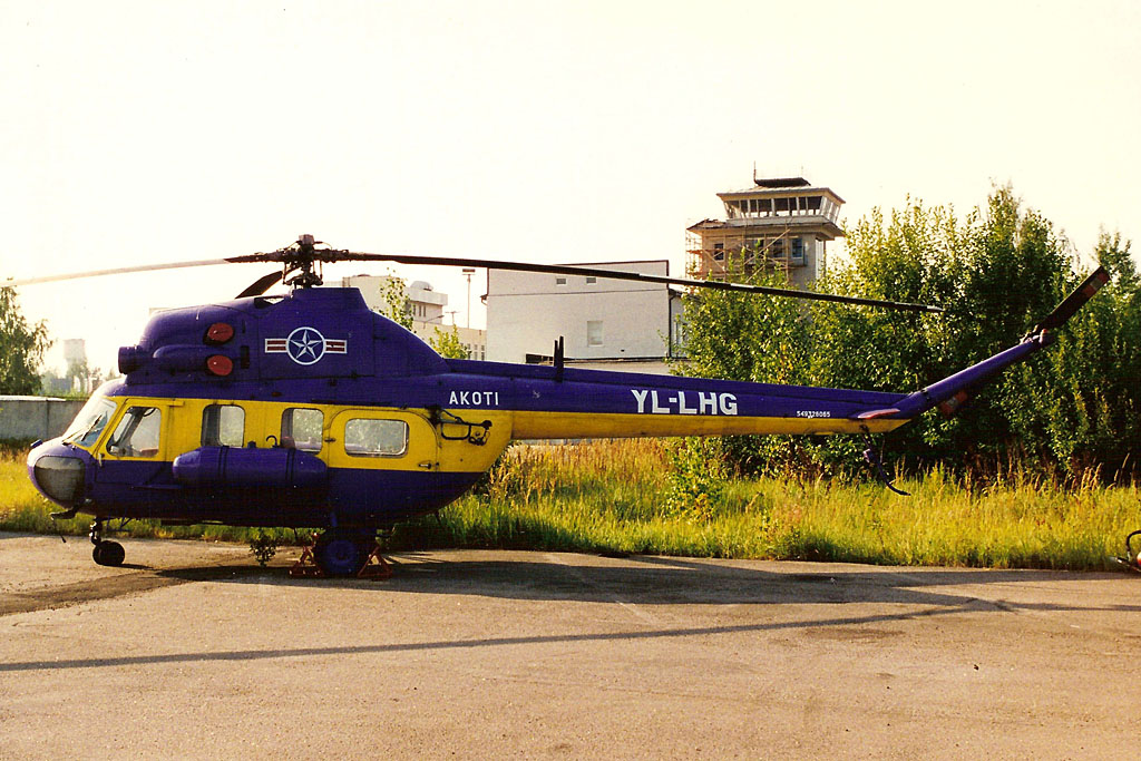 PZL Mi-2   YL-LHG