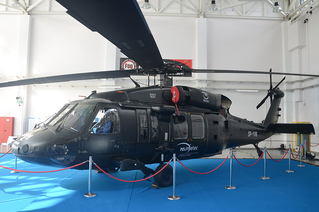 PZL S-70i Black Hawk   SP-YVB
