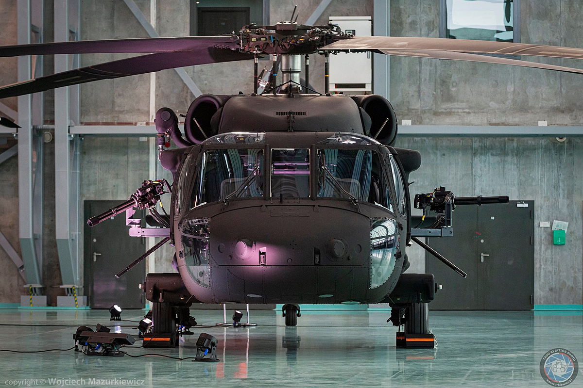 PZL S-70i Black Hawk   1302