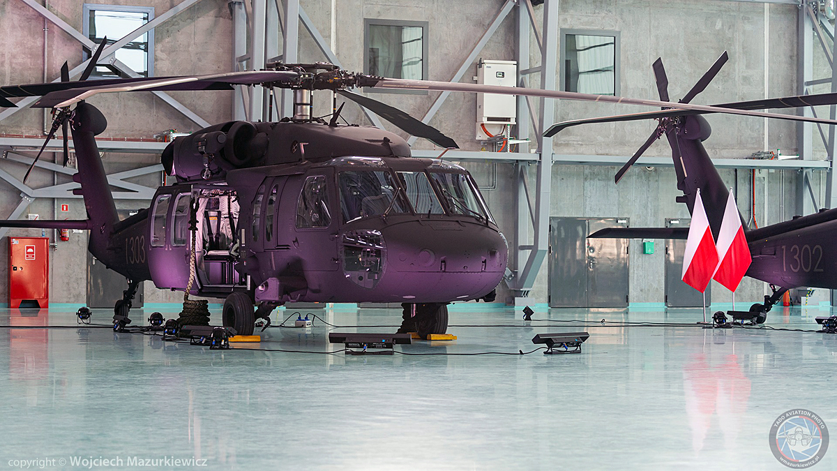 PZL S-70i Black Hawk   1303