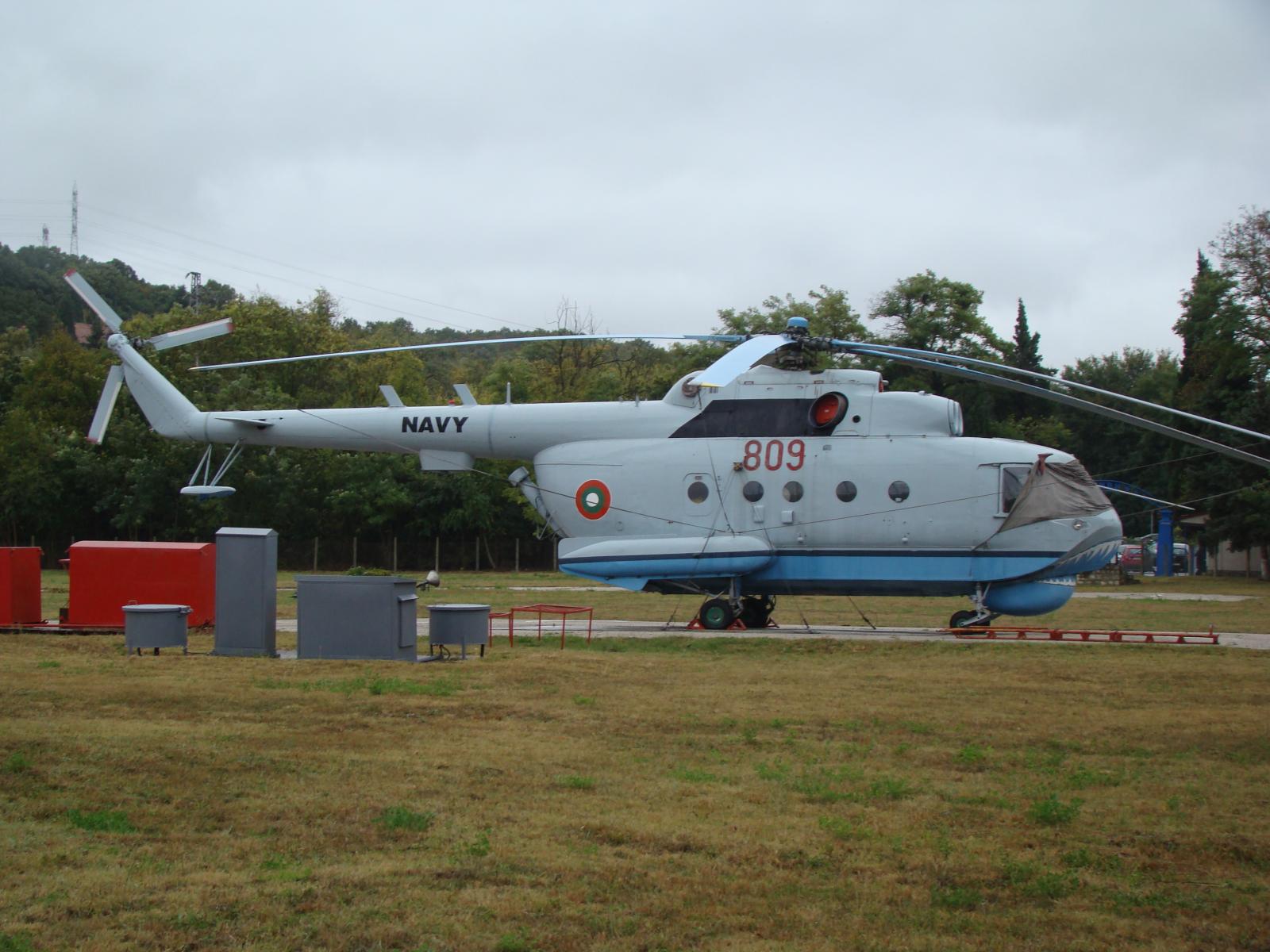 Mi-14PL   809