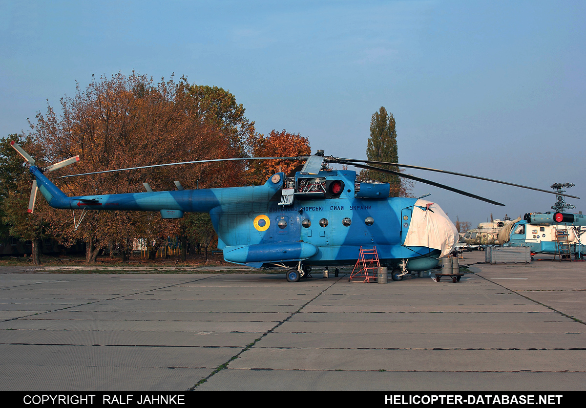 Mi-14PLM   37 yellow