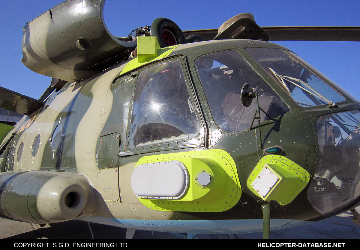 Mi-17-1V ELINT LF   123 yellow