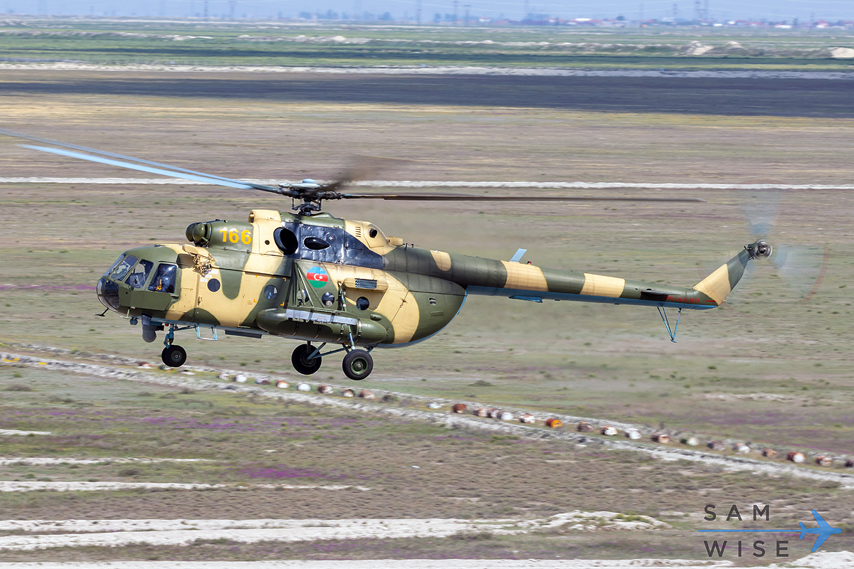 Mi-17-1V LAHAT   166 yellow