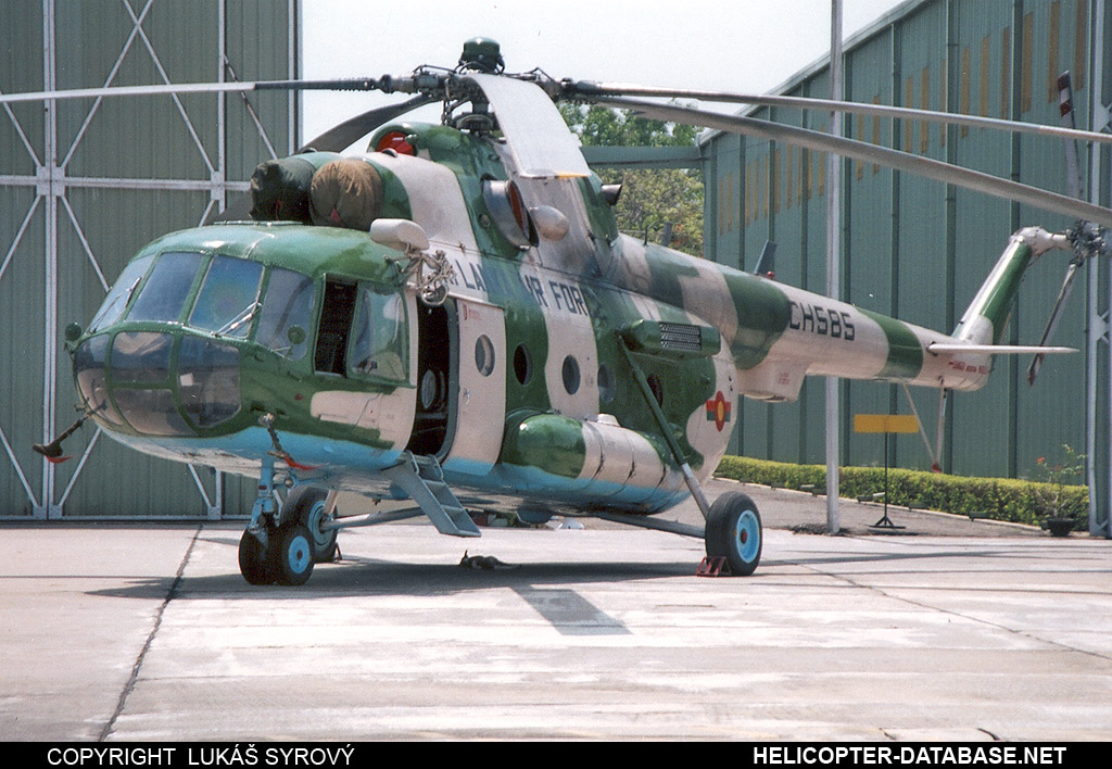 Mi-17   CH-585