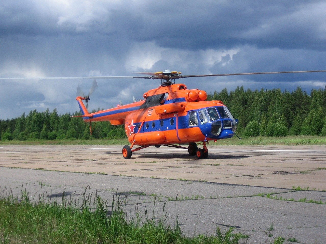 Mi-8MTV-2   12 blue