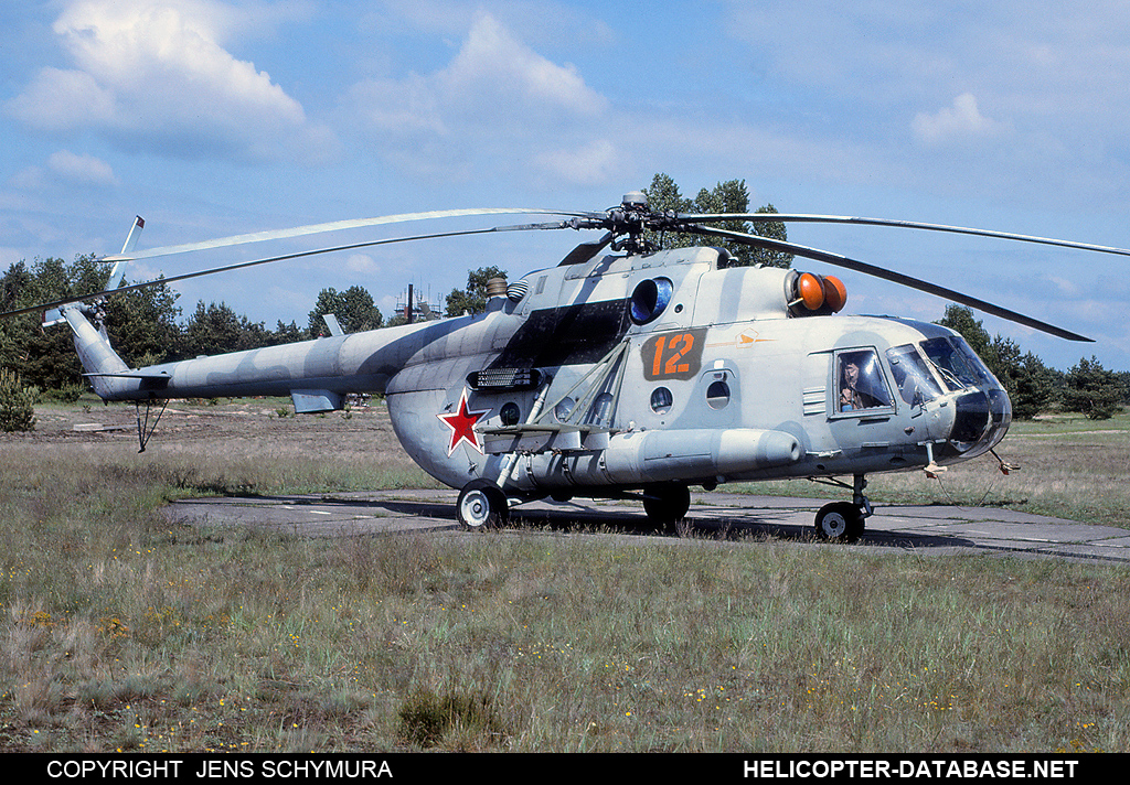 Mi-8MT   12 orange