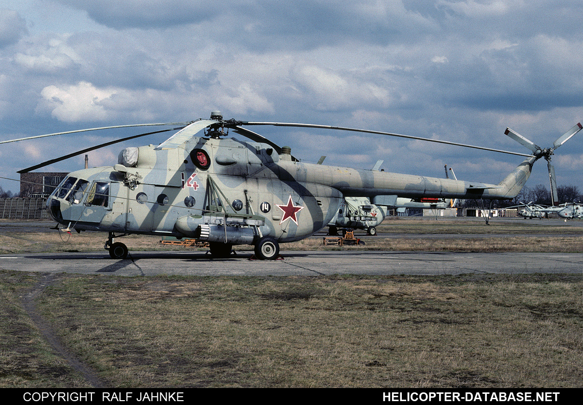 Mi-8MT   14 red