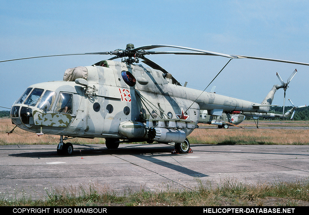 Mi-8MT   18 red