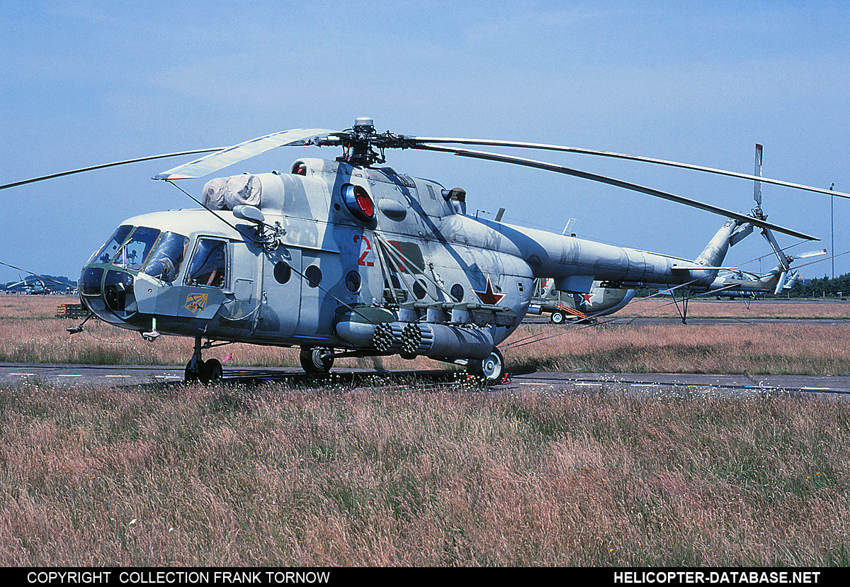 Mi-8MT   20 red