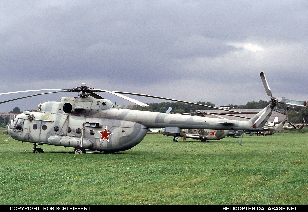Mi-8MT   74 yellow