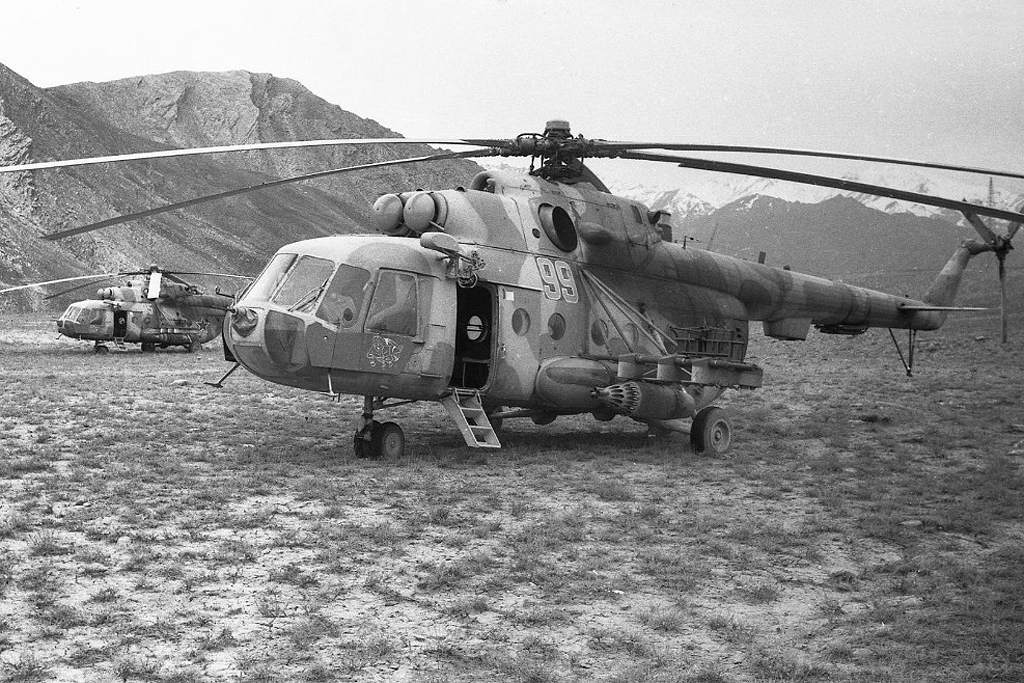 Mi-8MT   99