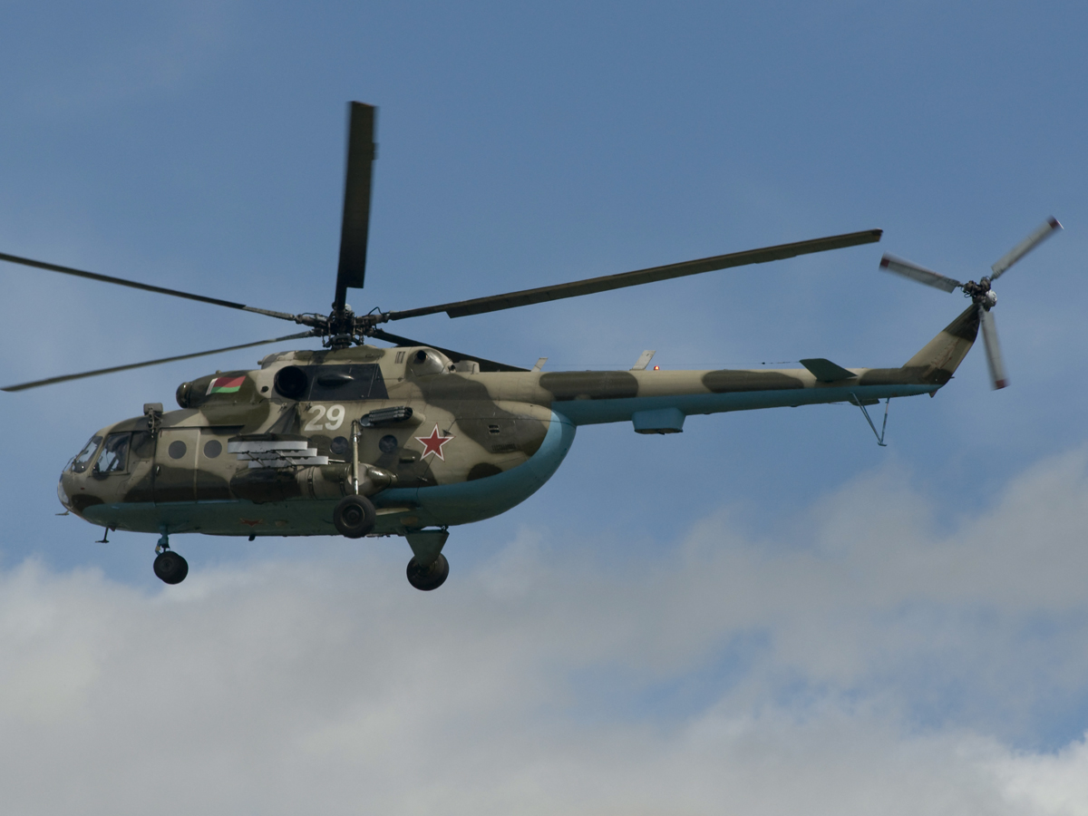 Mi-8MT   29 white