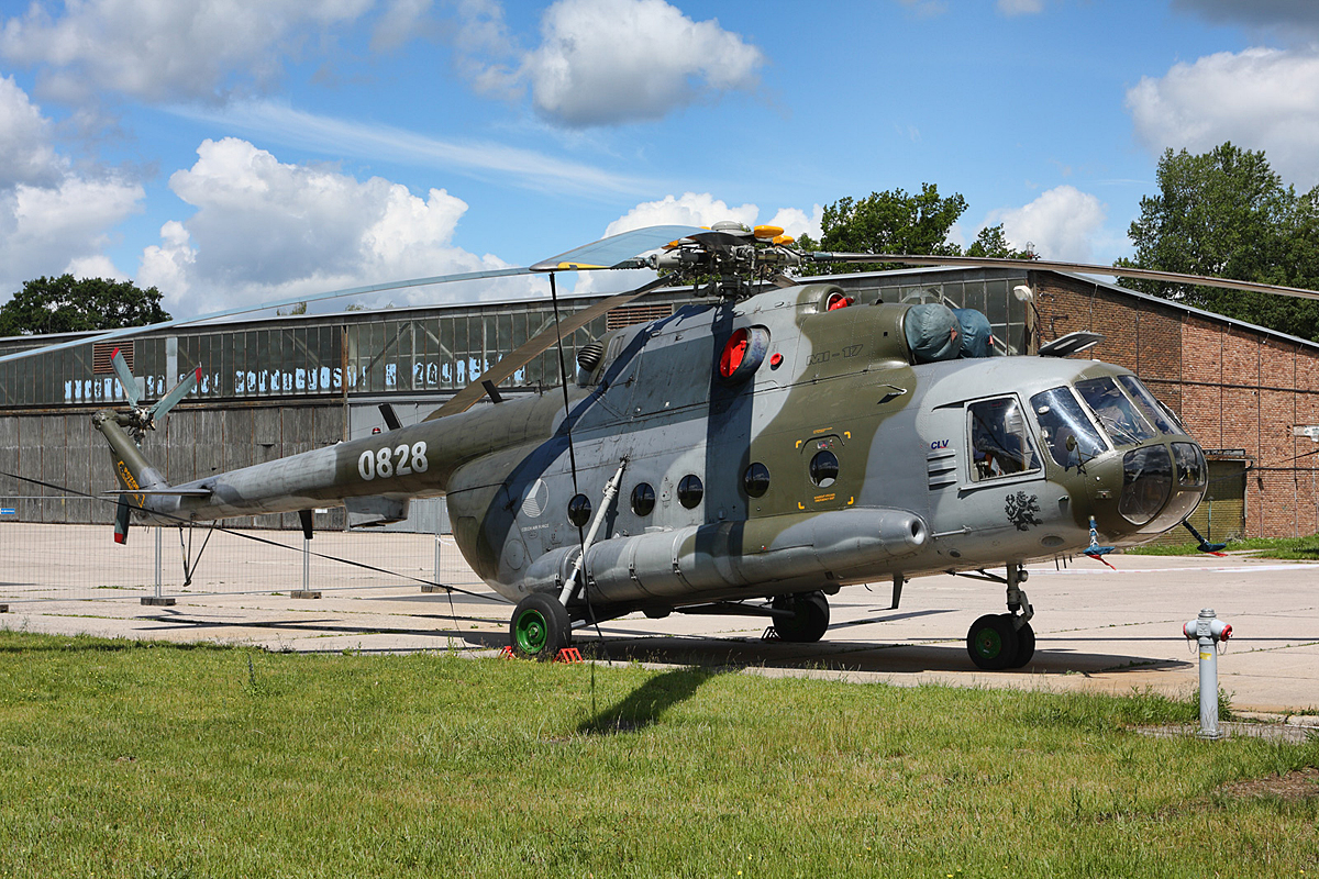 Mi-17SOR (upgrade by LOM)   0828