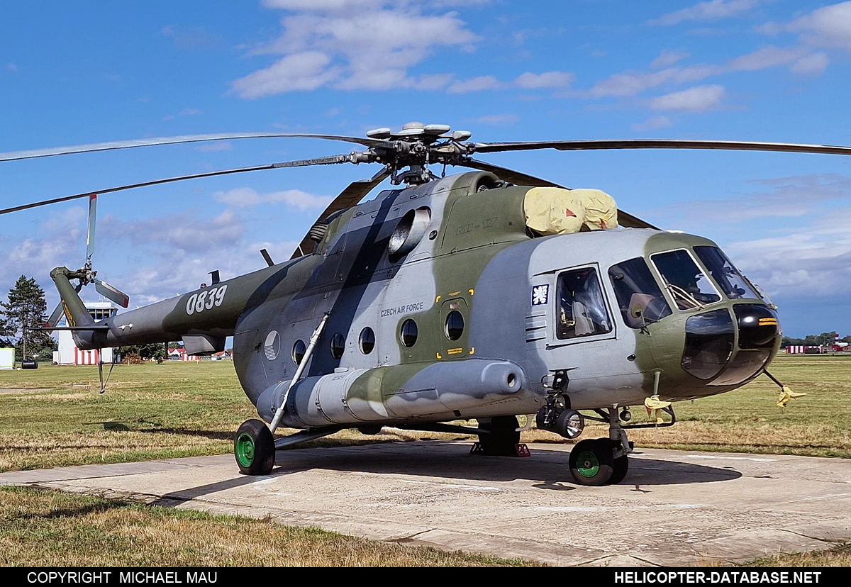 Mi-17 (upgrade by LOM)   0839
