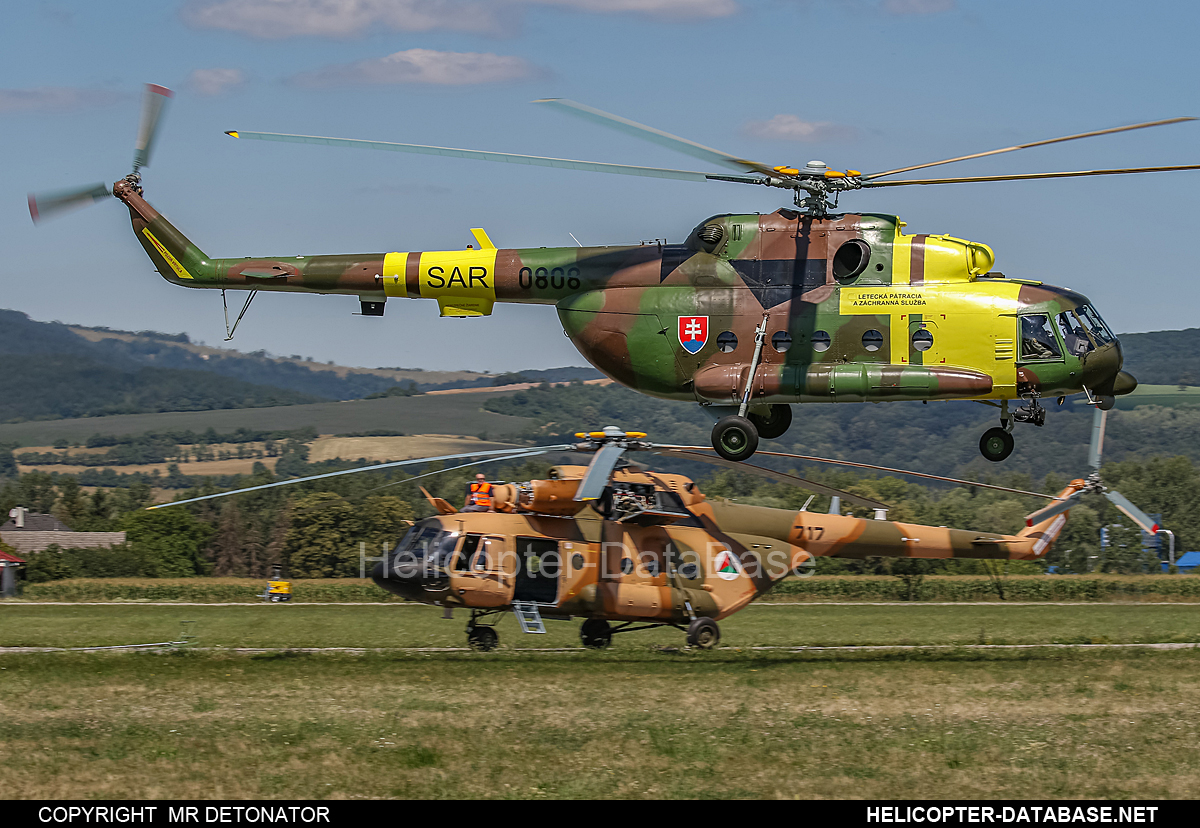 Mi-17 LPZS   0808