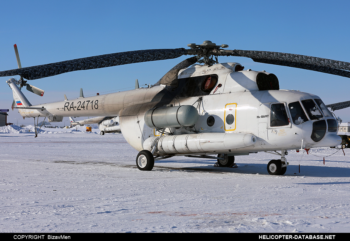 Mi-8AMT   RA-24718