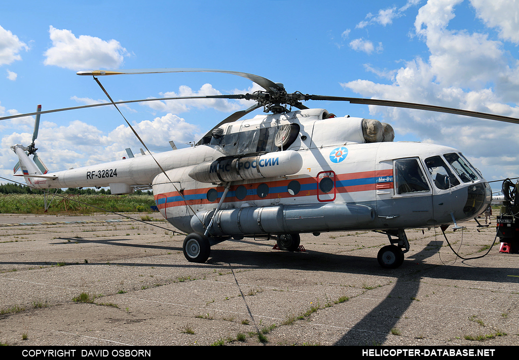 Mi-8MT   RF-32824
