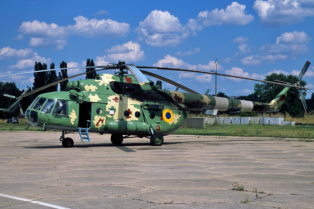 Mi-8MTV   70 yellow