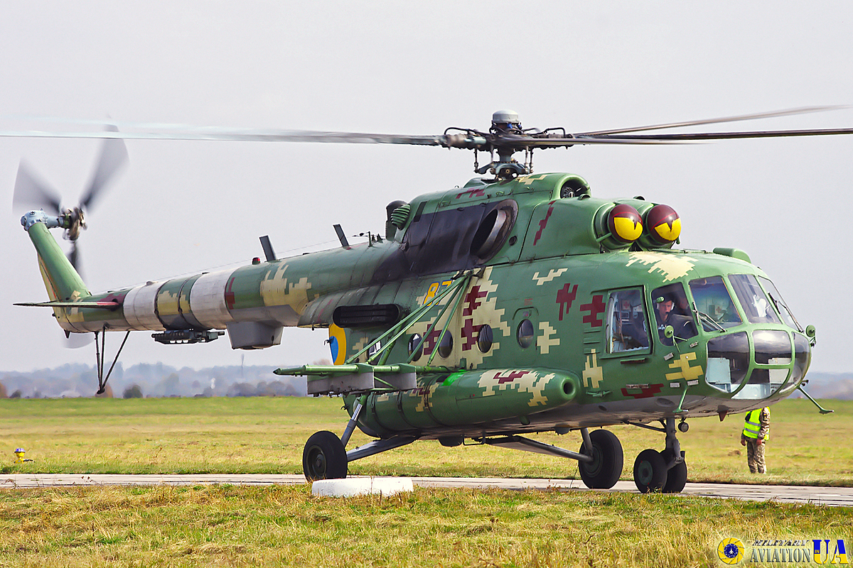 Mi-8MTV   87 yellow