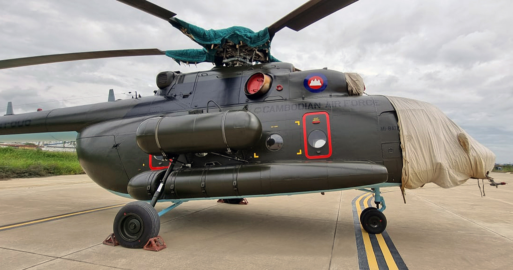 Mi-8AMT   MH-806
