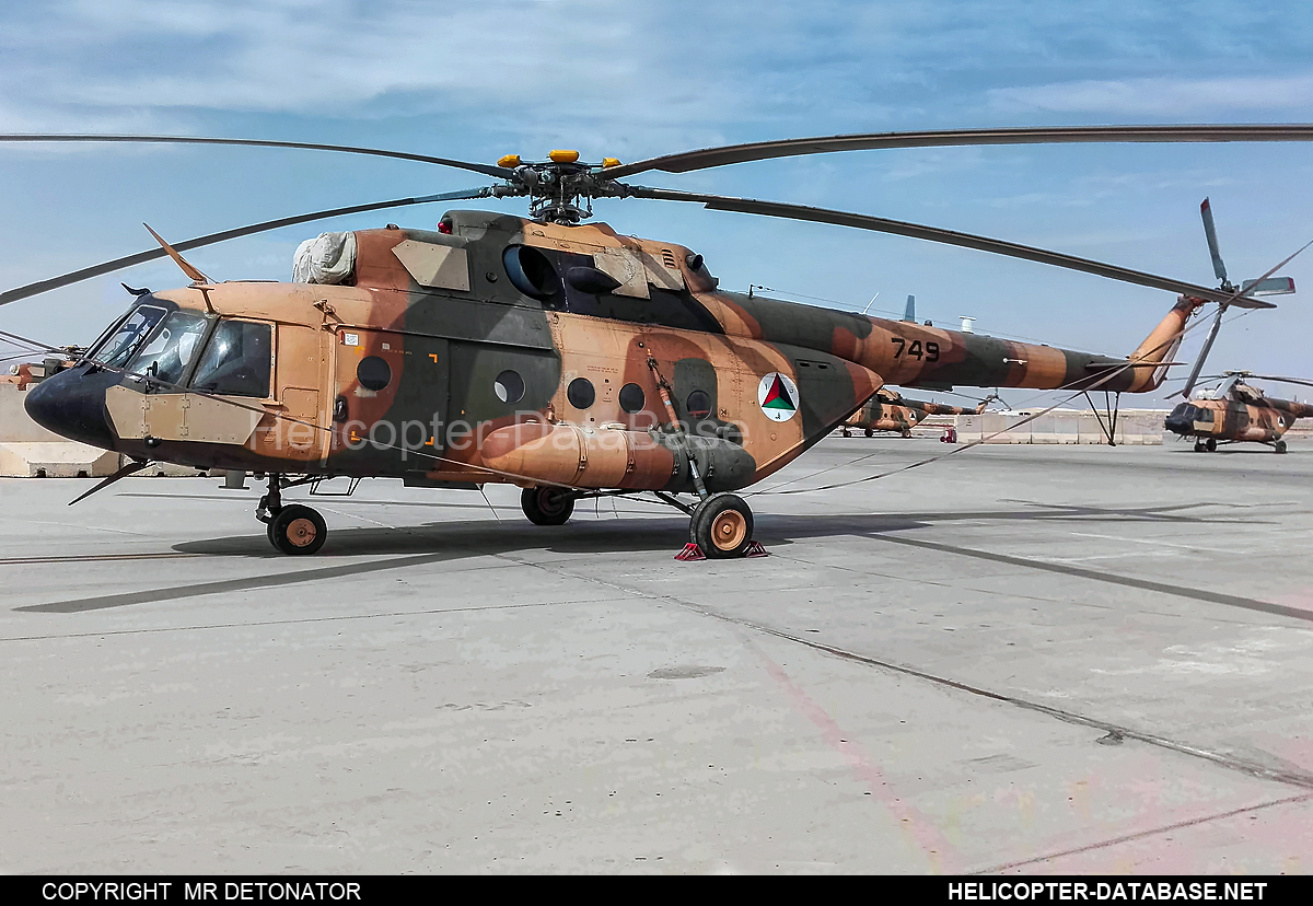 Mi-17V-5   749