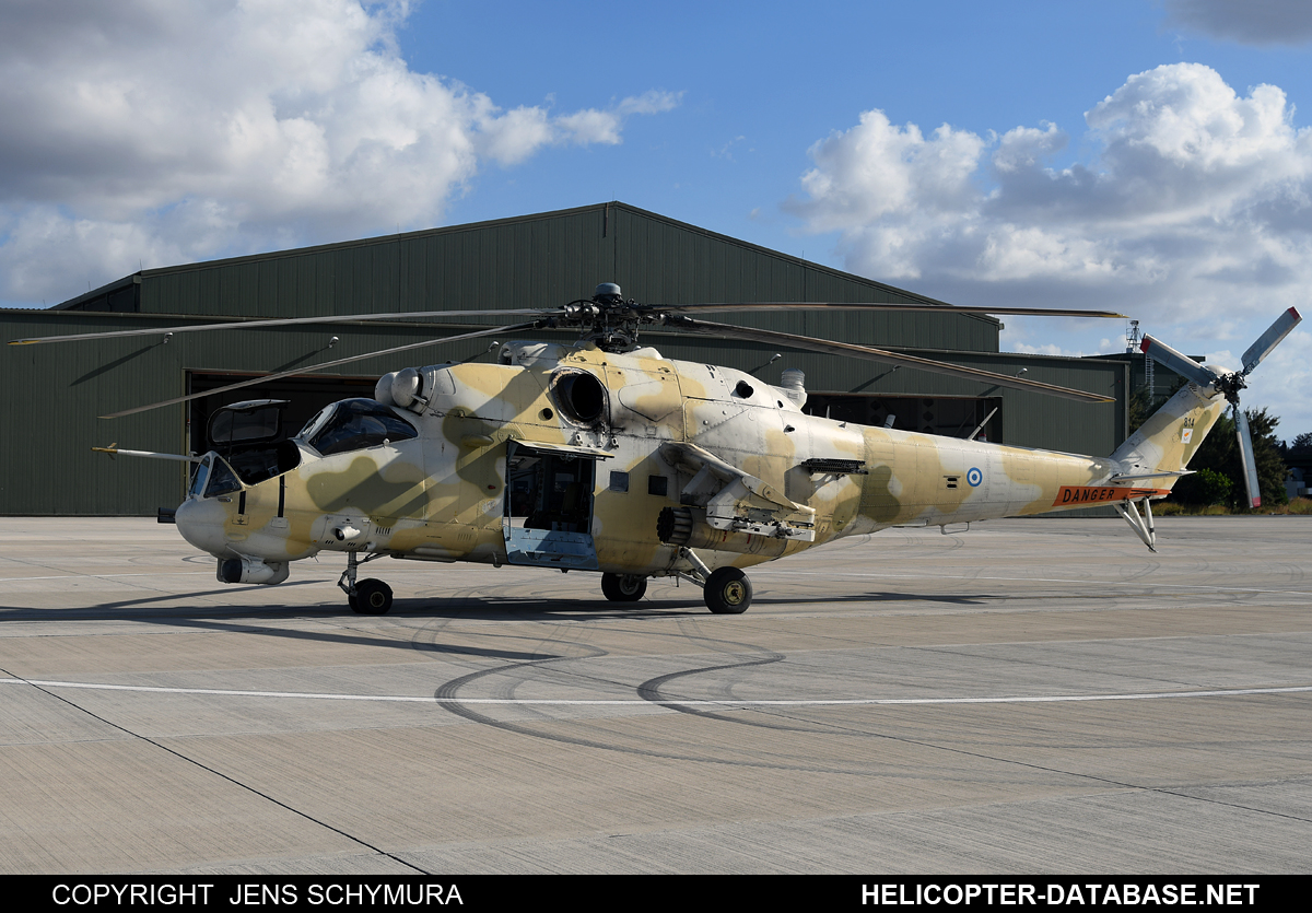 Mi-35P   814