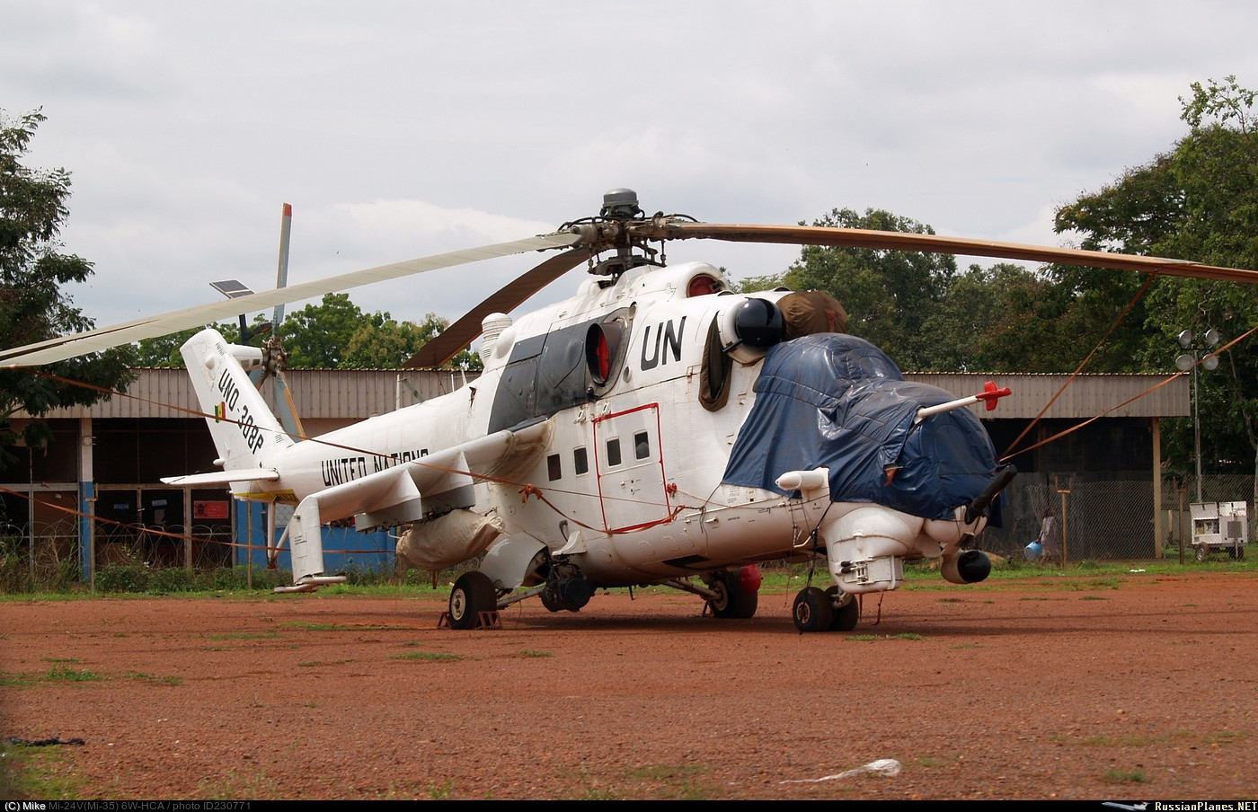 Mi-24V (upgrade for Senegal)   6W-HCA