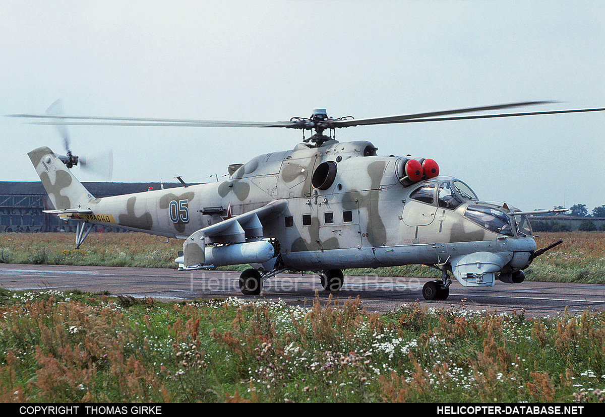 Mi-24V   05 blue