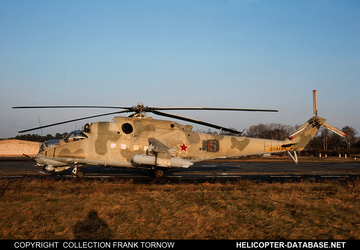 Mi-24V   15 red