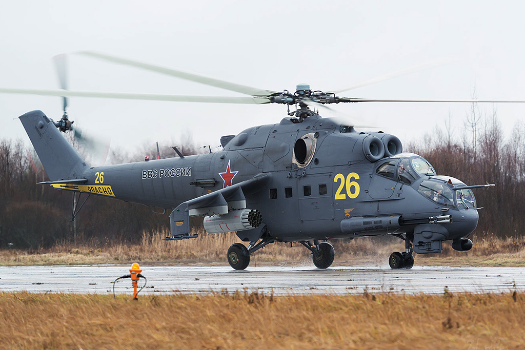 Mi-24P   26 yellow