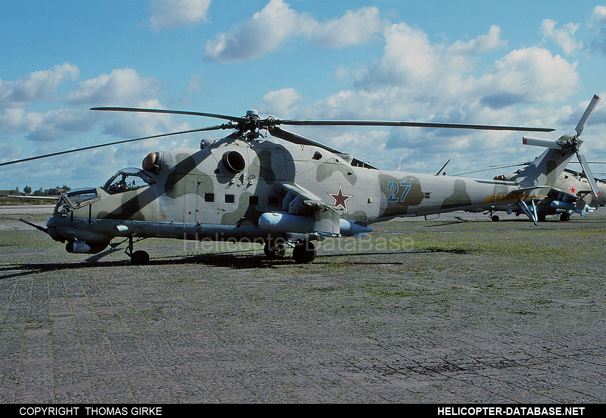 Mi-24V   27 blue