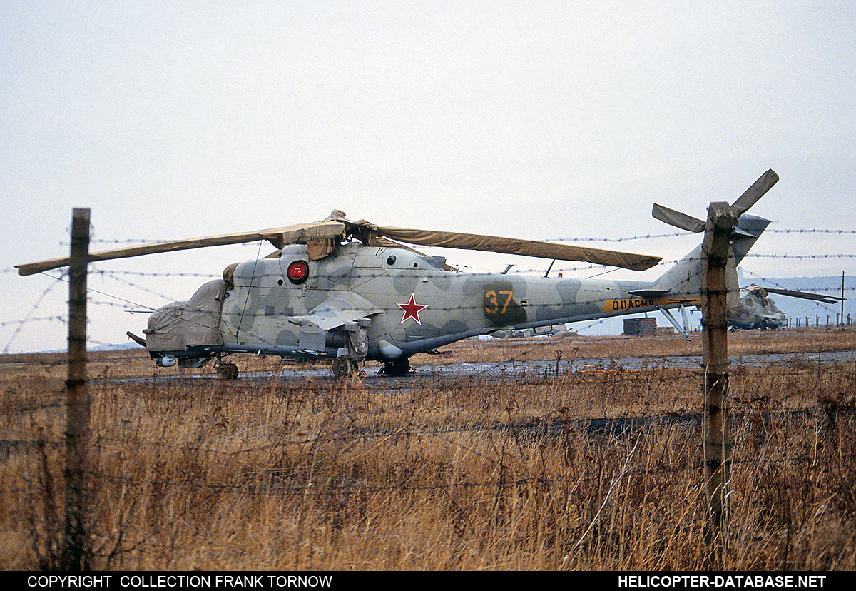 Mi-24V   37 orange