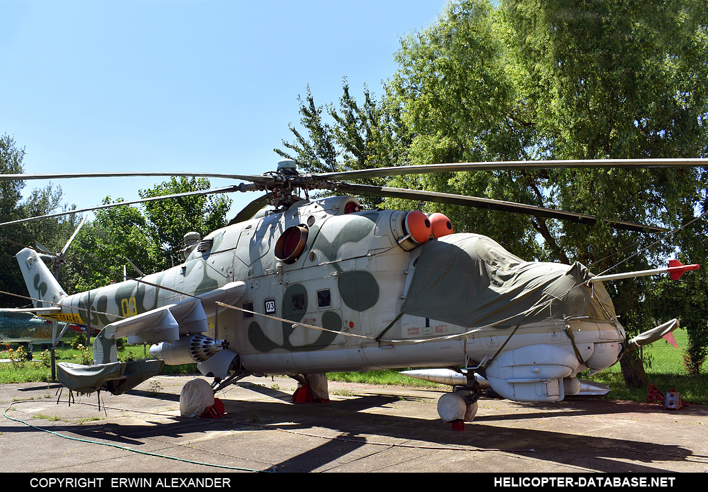 Mi-24D   03 yellow