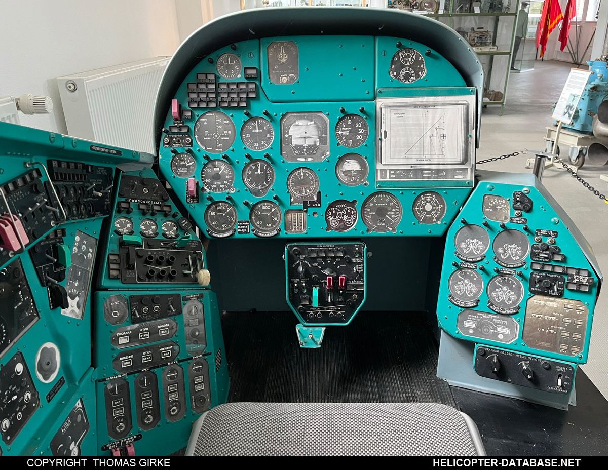 Cockpit Trainer PTW-241   (no registration)