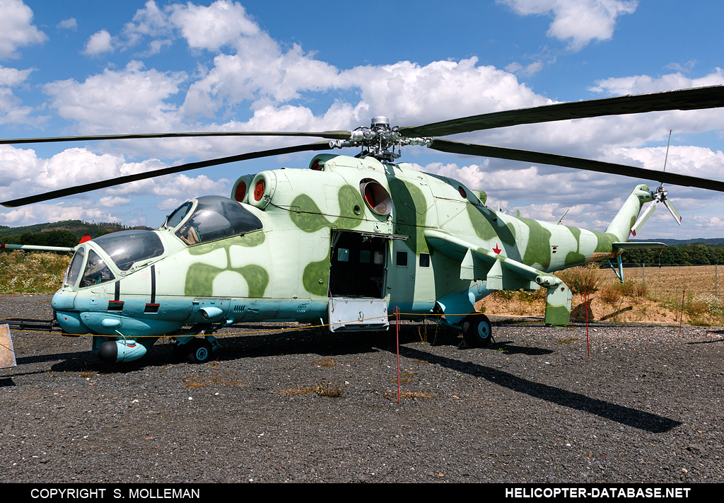 Mi-24V   (no registration)