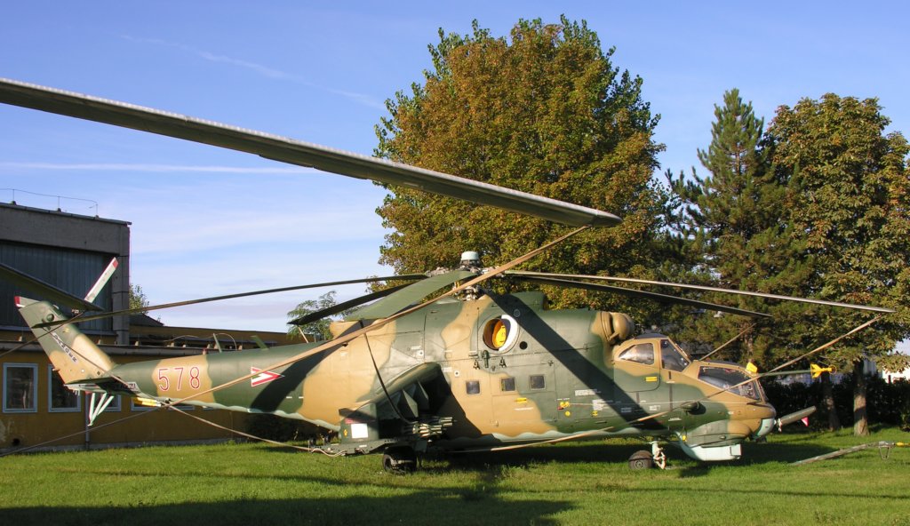 Mi-24D   578