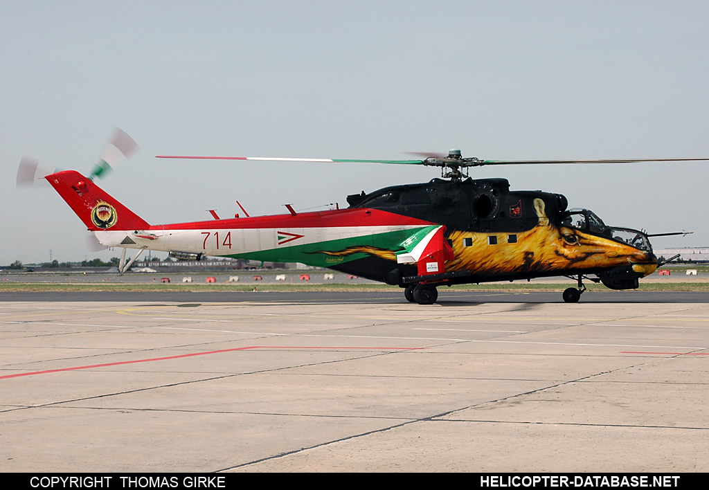 Mi-24V   714