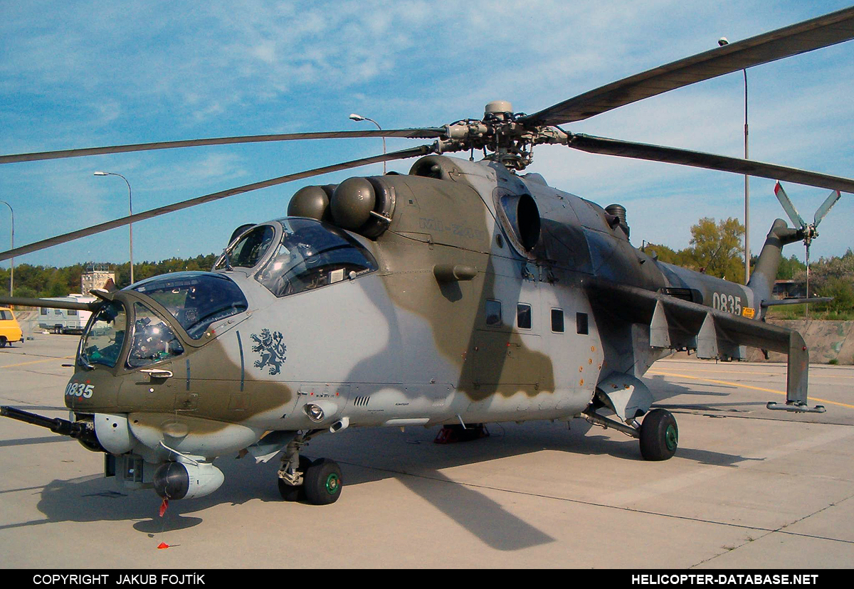 Mi-24V   0835