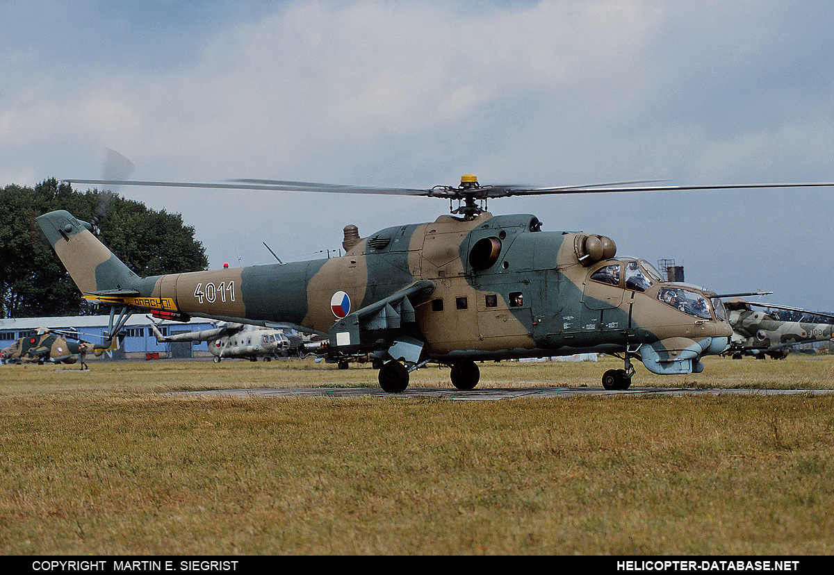 Mi-24D   4011