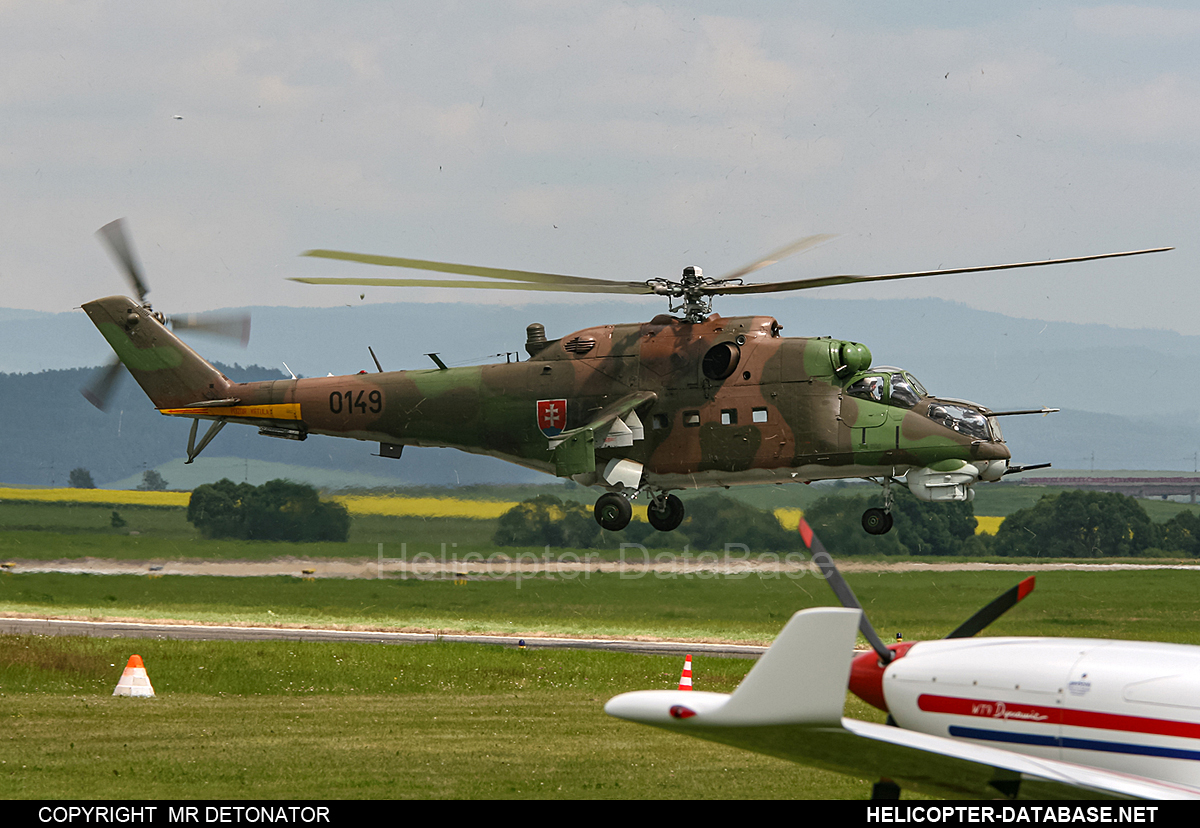 Mi-24D (upgrade by LOT)   0149