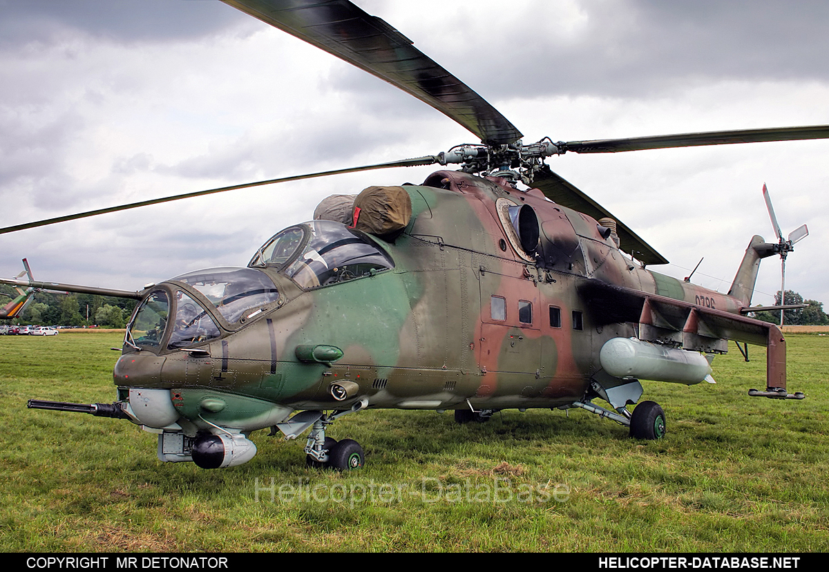 Mi-24V   0786