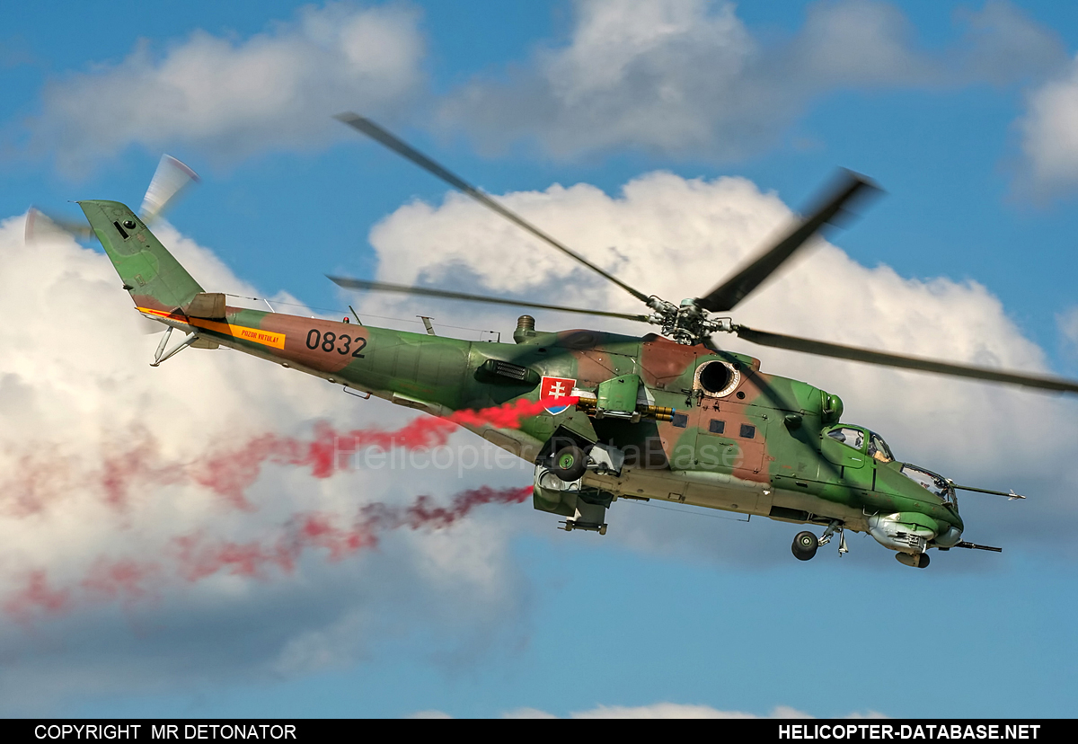 Mi-24V   0832