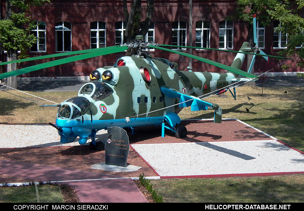 Mi-24D   007