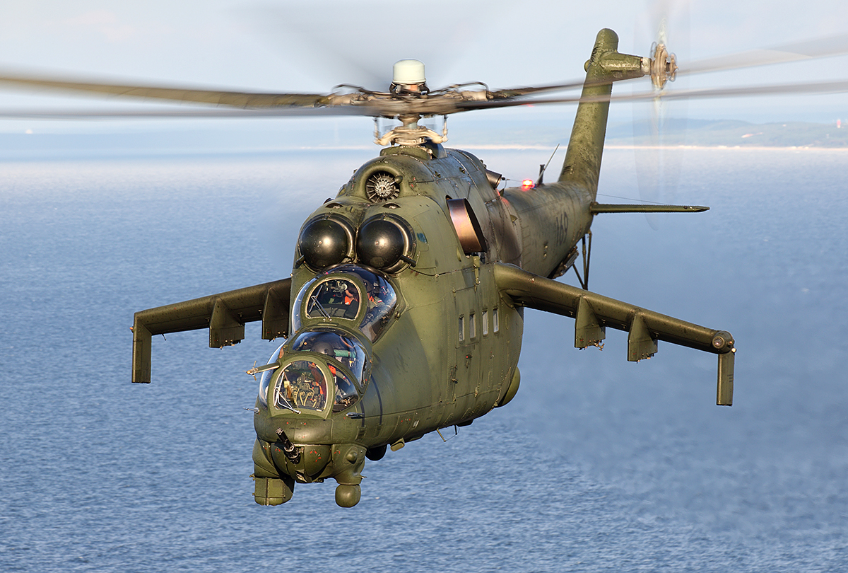 Mi-24D (upgrade by WZL-1)   169