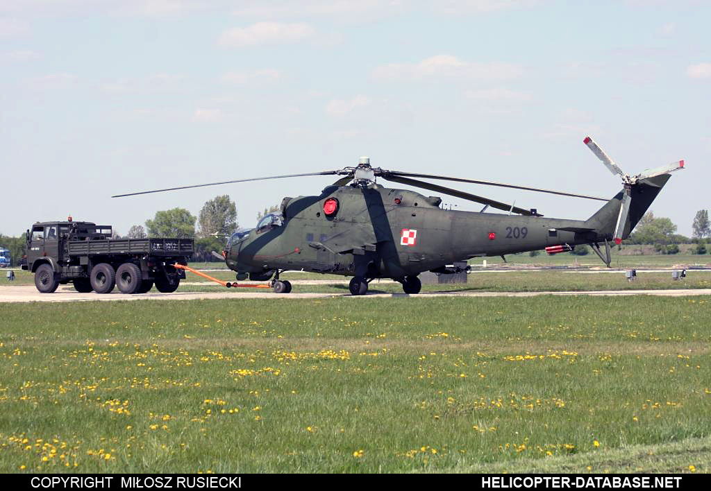 Mi-24D (upgrade by WZL-1)   209